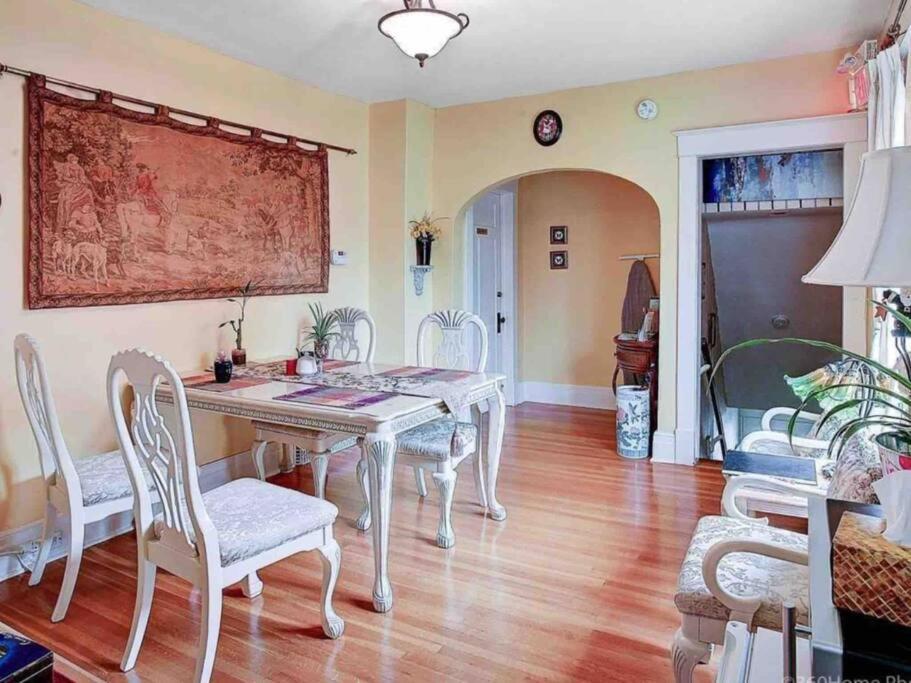 Two Bedrooms Unit With Jacuzzi And Great View Niagara Falls Exteriör bild