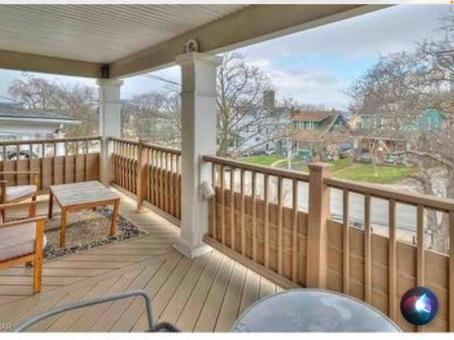 Two Bedrooms Unit With Jacuzzi And Great View Niagara Falls Exteriör bild