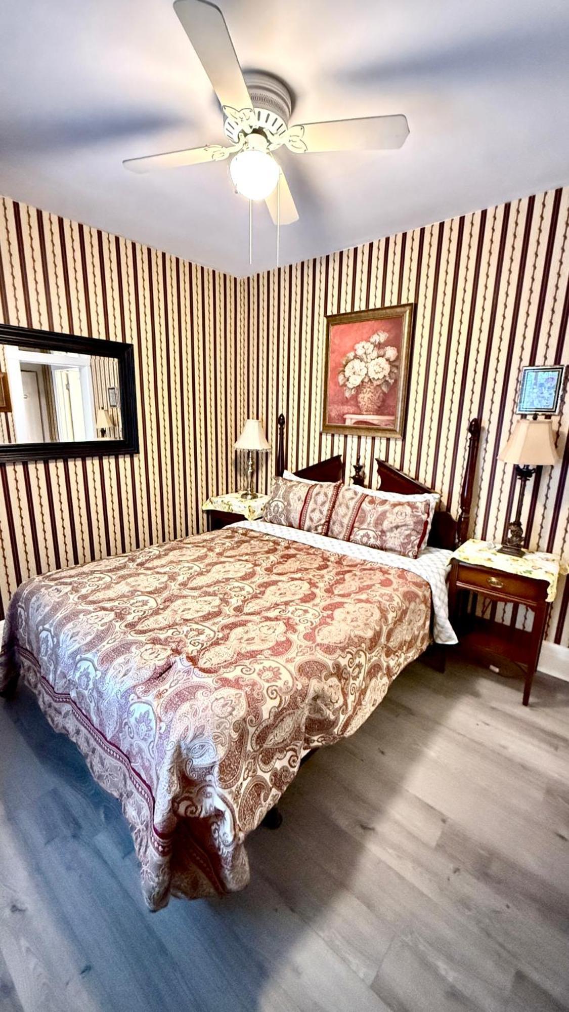 Two Bedrooms Unit With Jacuzzi And Great View Niagara Falls Exteriör bild