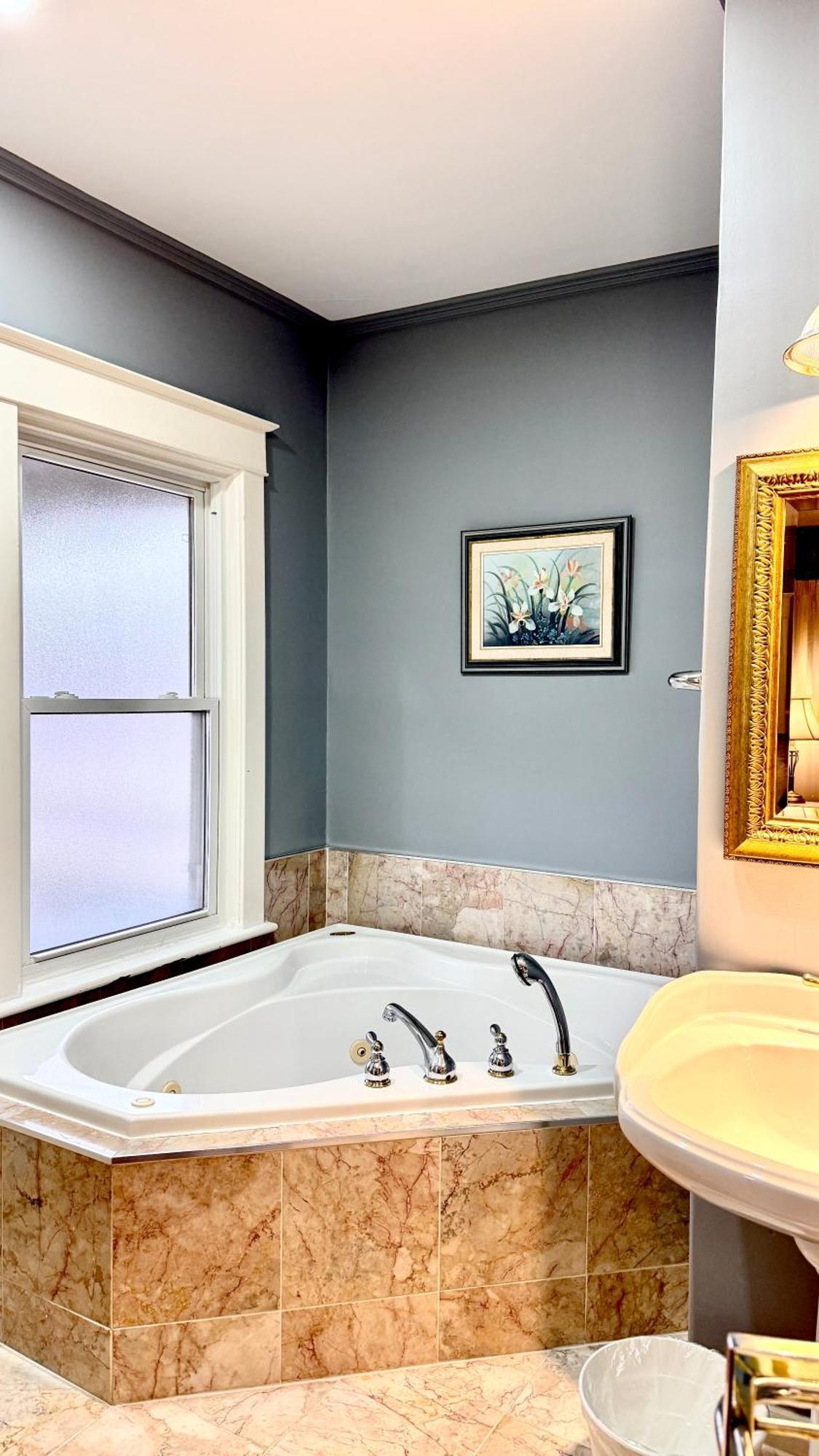 Two Bedrooms Unit With Jacuzzi And Great View Niagara Falls Exteriör bild